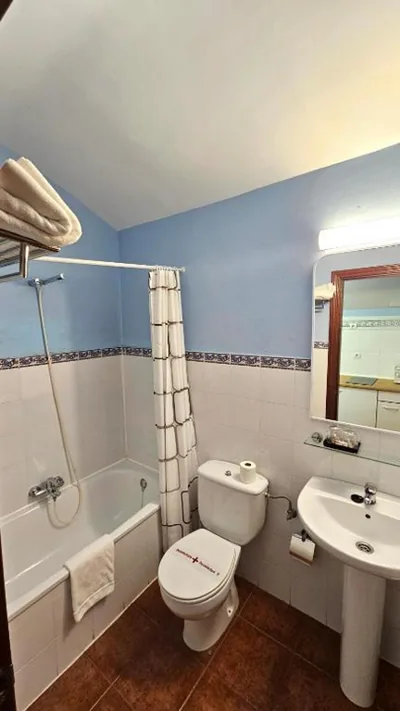 HOSTAL ALBE — Foto 7