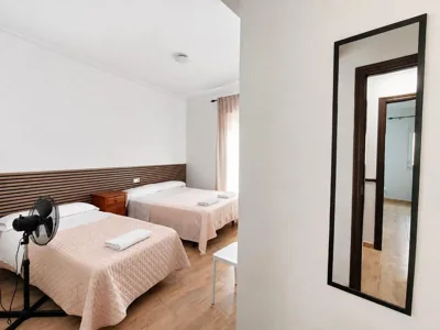 Hostal Alcarayón Pilas — foto 2