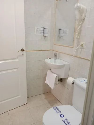 Hostal Alcarayón Pilas — foto 3