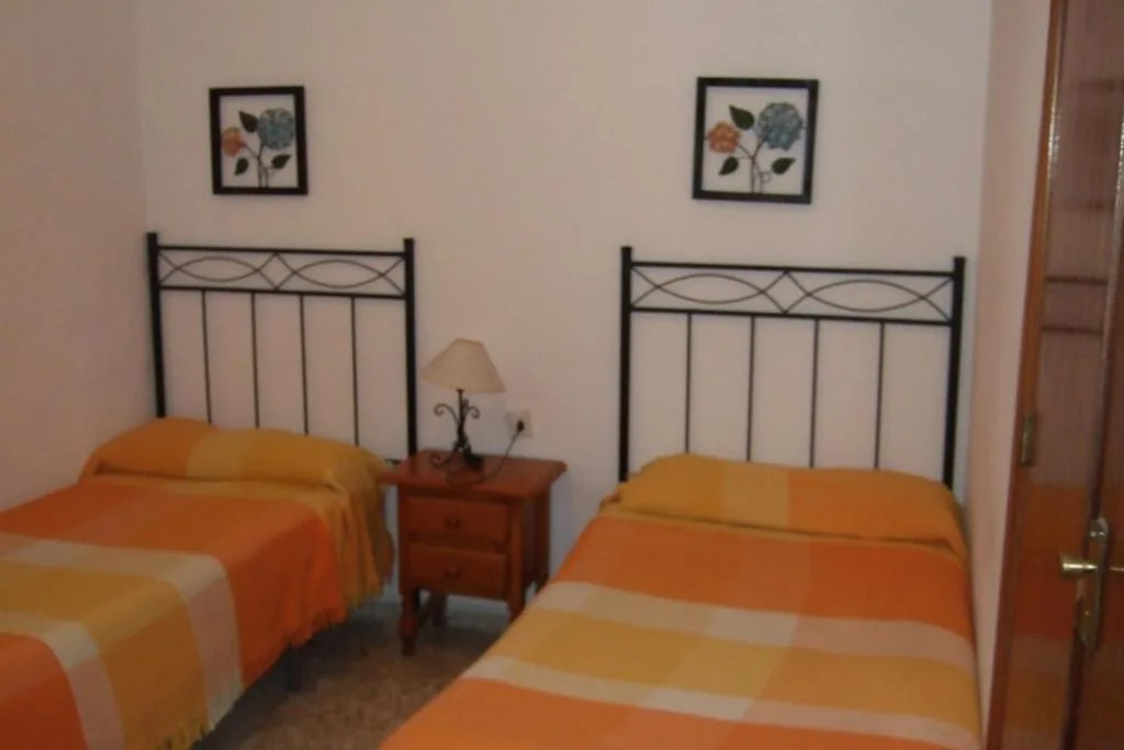 Camera doppia con bagno privato — Hostal Alcázar
