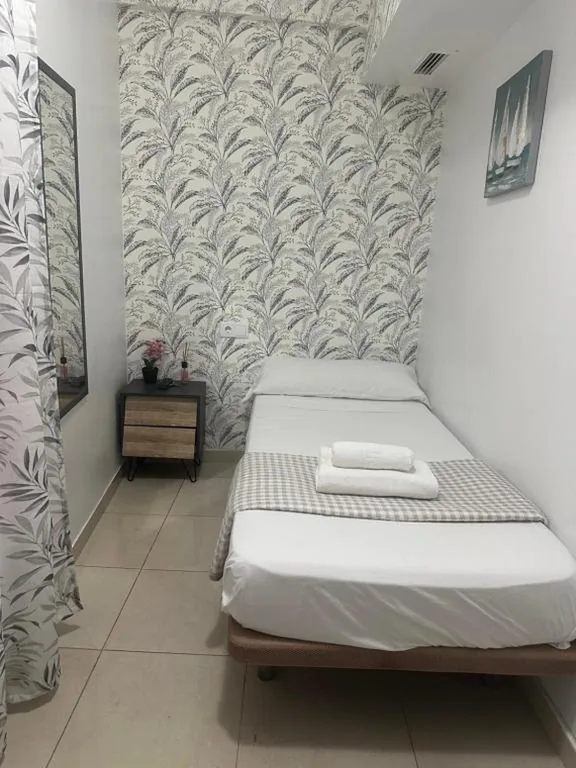 Habitación Individual — Hostal Alegria Alicante