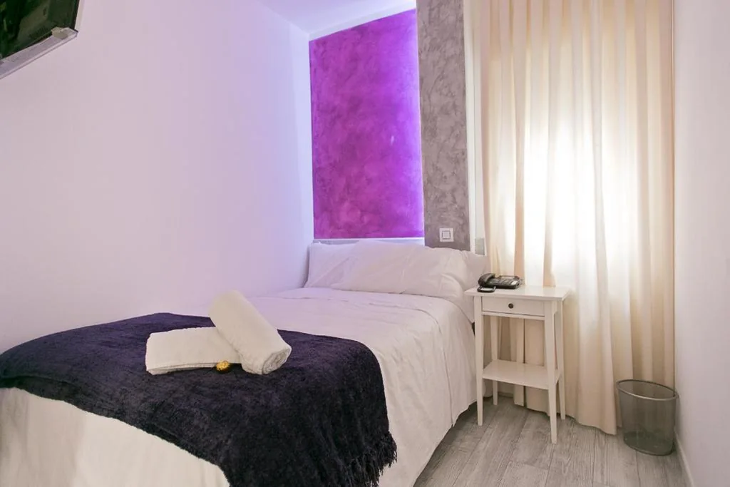 Chambre individuelle — Hostal Alexis Madrid