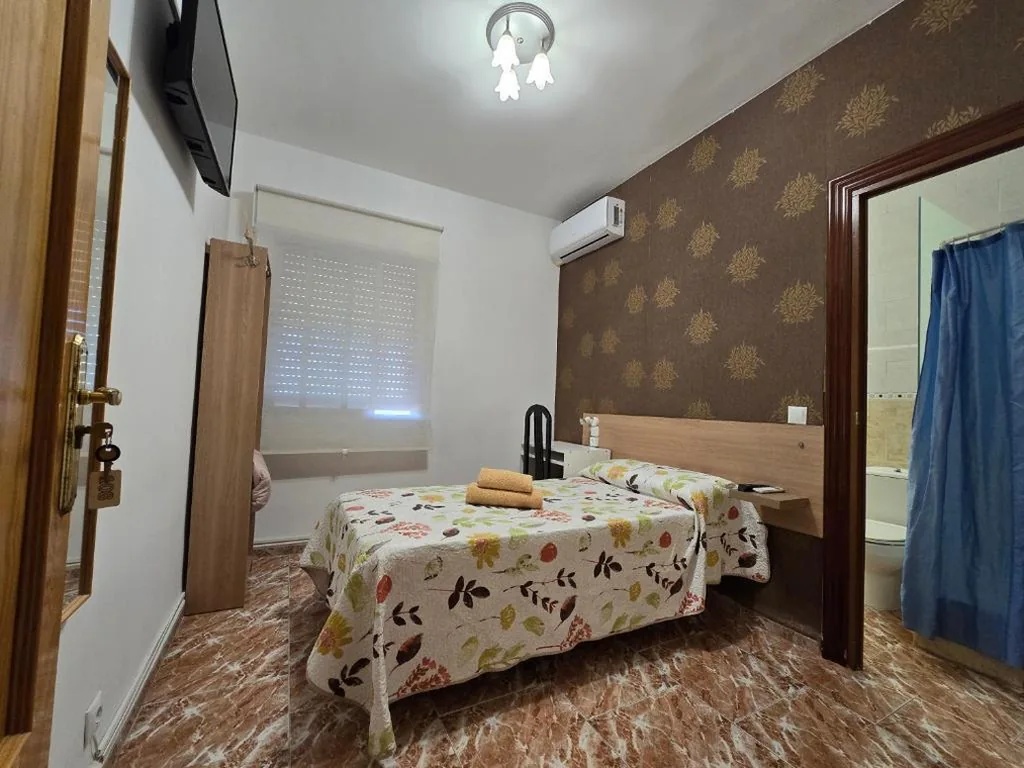 Einzelzimmer — Hostal Alfil