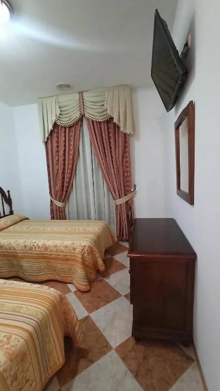 Hostal Algaidas