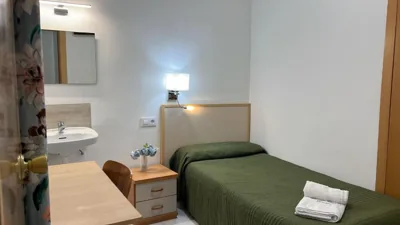 Hostal Alhambra Tarragona — foto 3