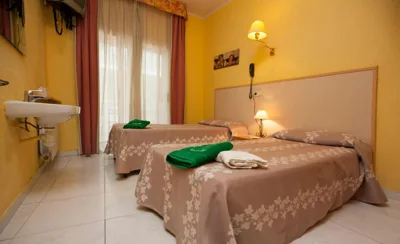 Hostal Alhambra Tarragona — foto 7