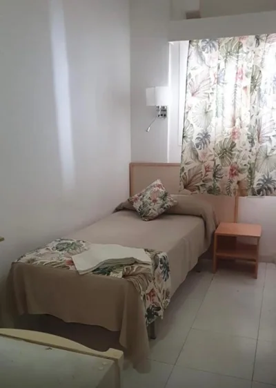 Hostal Alhambra Tarragona — foto 11
