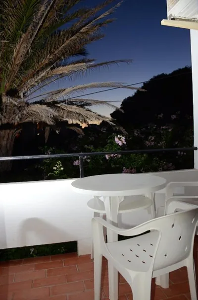 Hostal Alocs - beachfront — foto 11