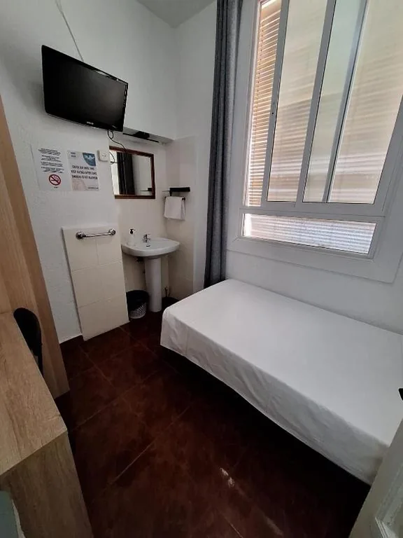 Kleines Einzelzimmer — Hostal Alonso No Limit Madrid