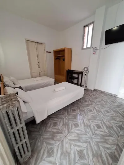 Hostal Alonso No Limit Madrid — Foto 6