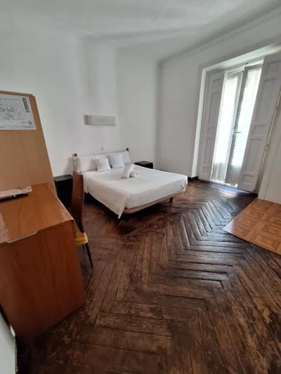 Hostal Alonso No Limit Madrid — Foto 9