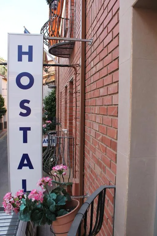 Komfort-Doppelzimmer mit 2 Betten — Hostal Amantes De Teruel