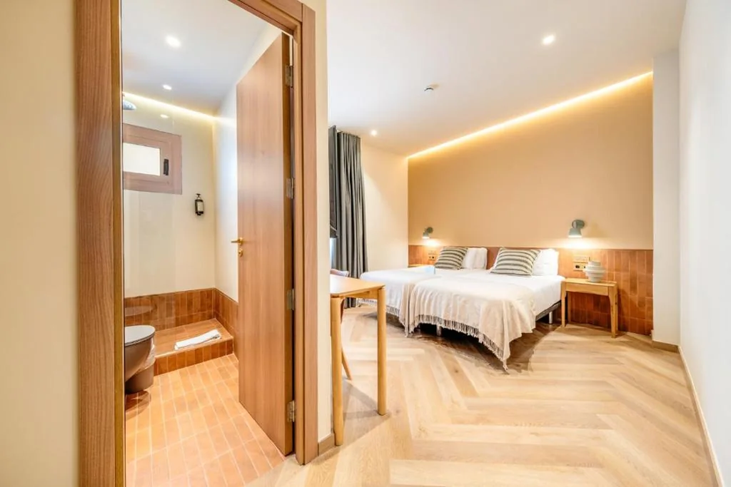 スタンダードツインルーム — Hostal Ambos Mundos