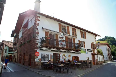 Hostal Ameztia — foto 9