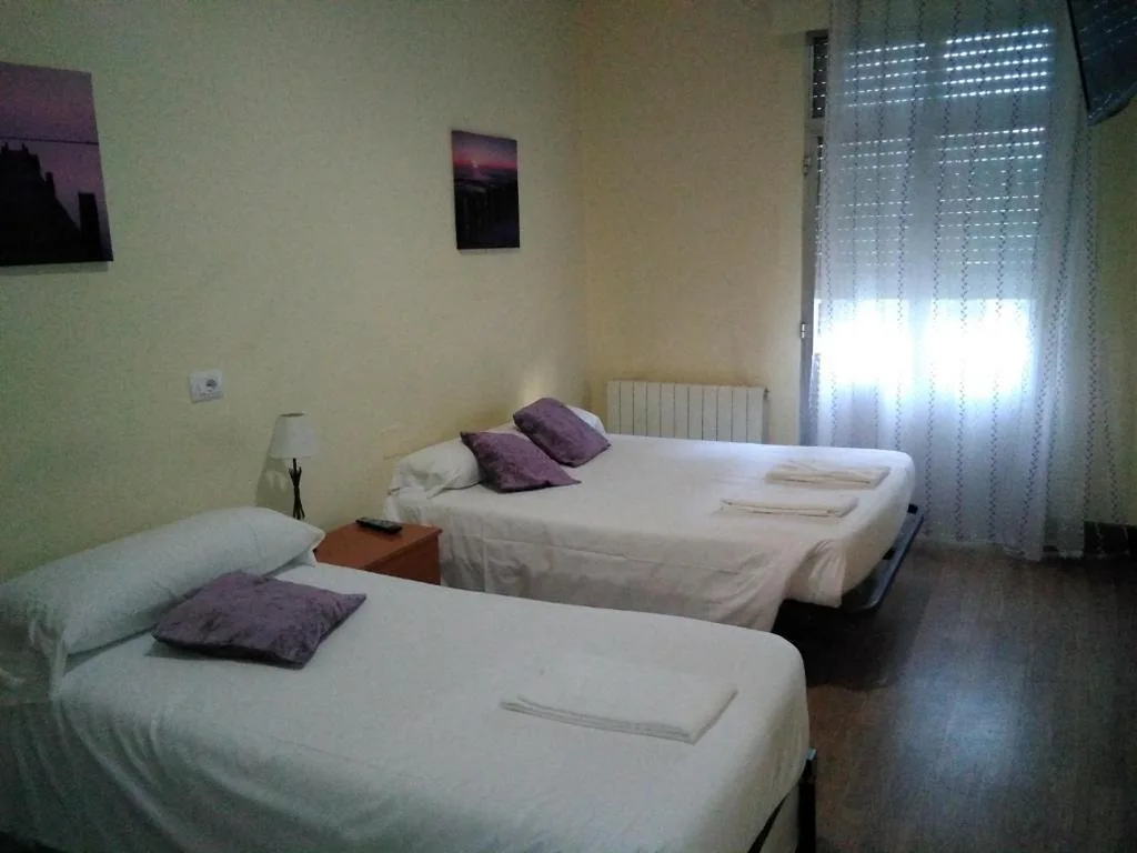 Quarto Duplo com 2 camas — Hostal Ancla Dorada
