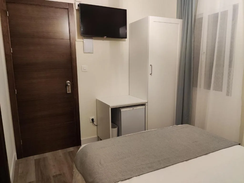 Eenpersoonskamer — Hostal Andalucía
