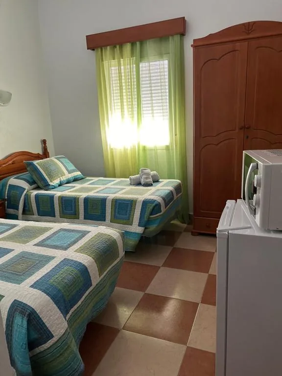 Habitación Doble Superior - 2 camas — Hostal Andalucia de Arcos