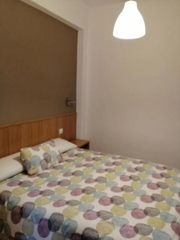 Camera Doppia Piccola — Hostal Andrés