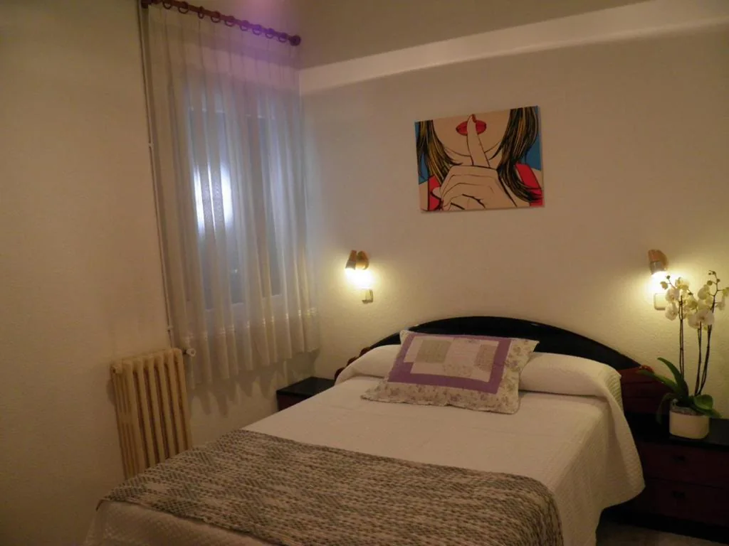 Camera Doppia — Hostal Angelines