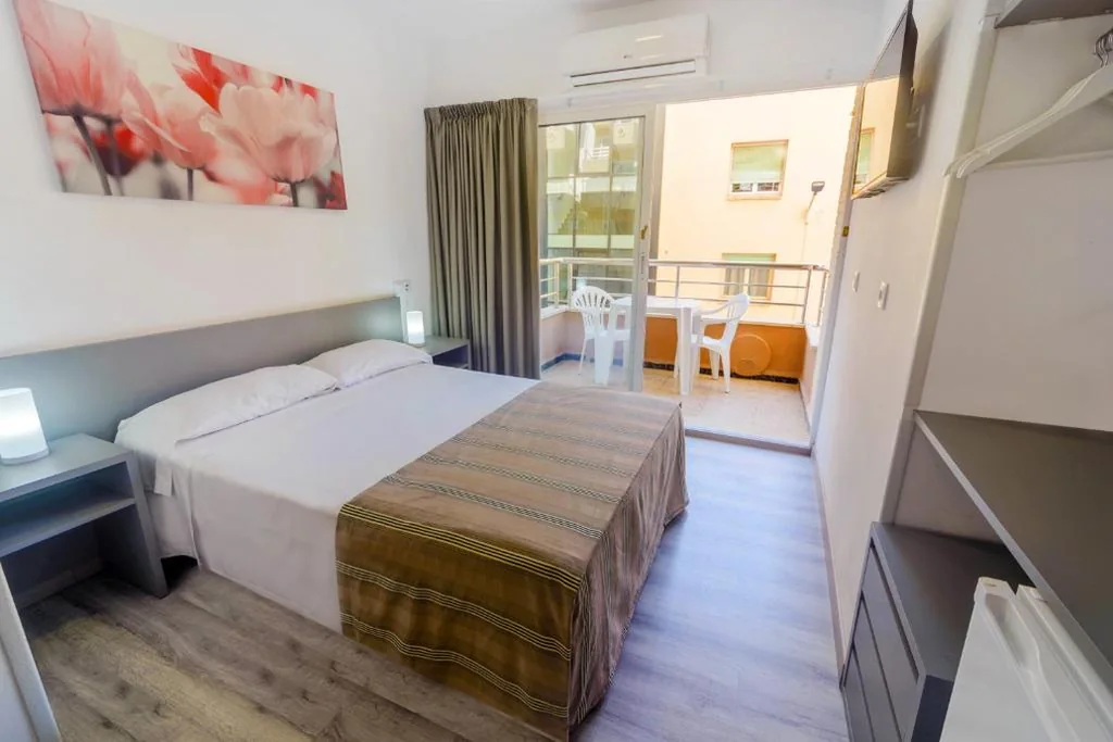 Camera Doppia — Hostal Anna Benidorm