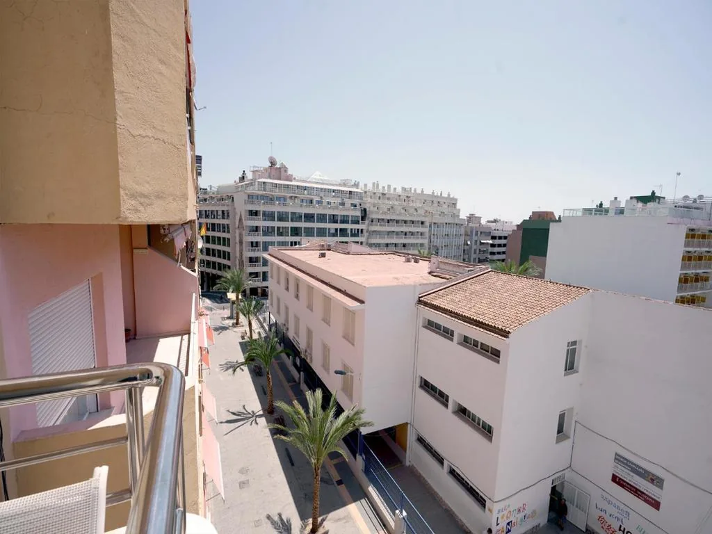 Camera Tripla — Hostal Anna Benidorm