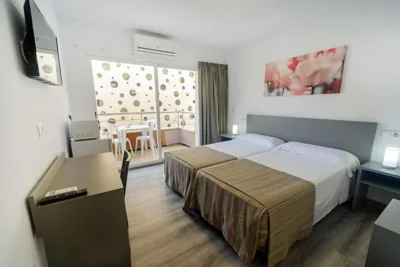 Hostal Anna Benidorm — foto 2