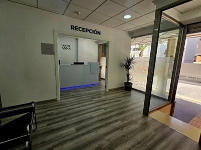 Hostal Anna Benidorm — foto 7