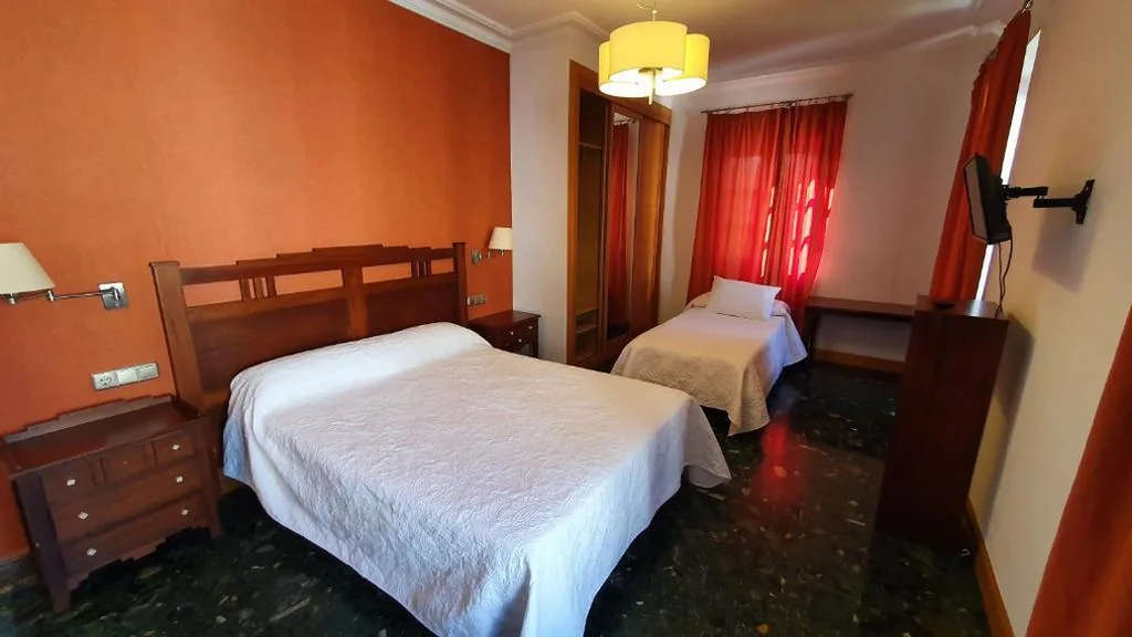 Camera Familiare — Hostal Ansonea