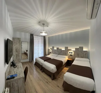 Hostal Anton Martin — foto 2