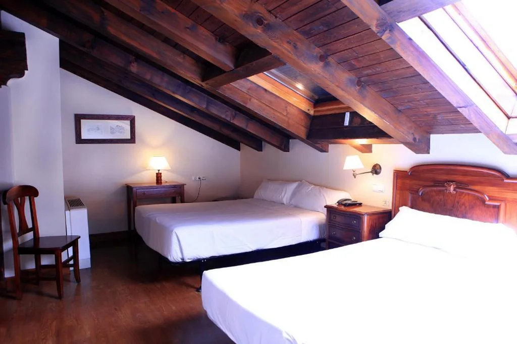 Hostal Antxitonea
