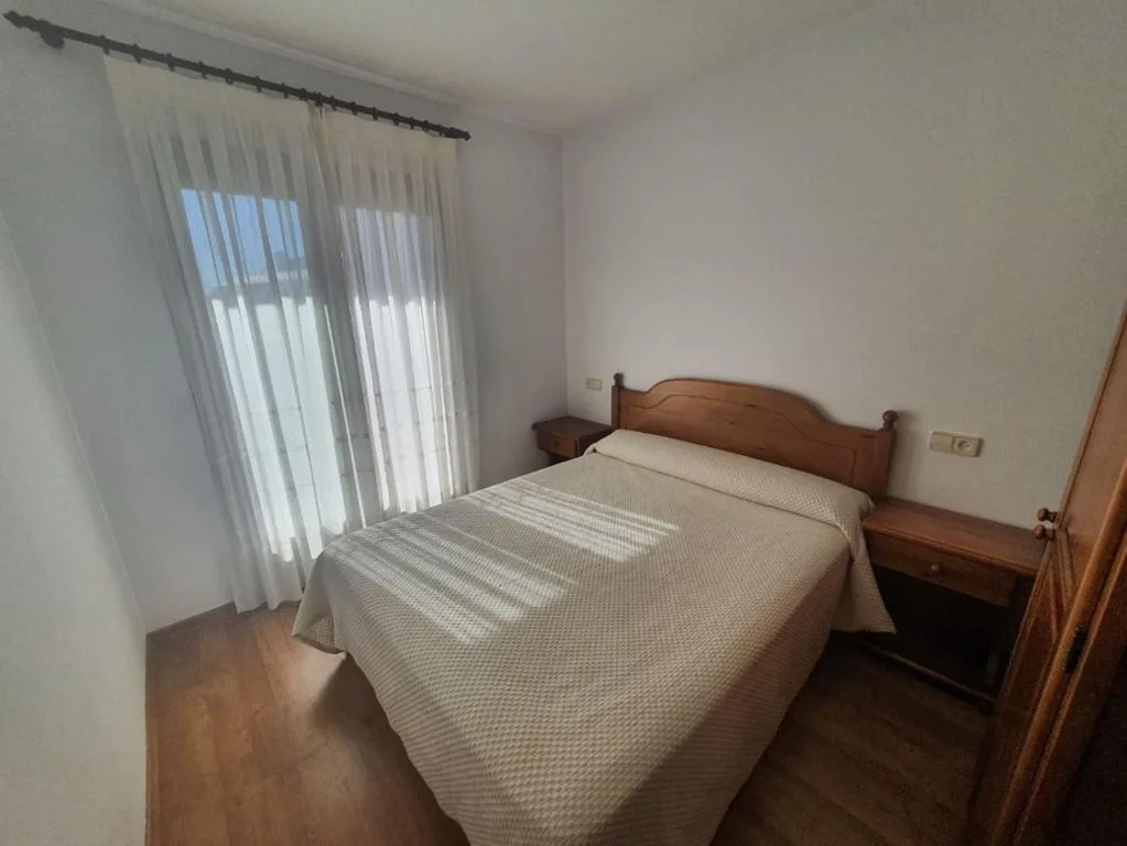 Habitación de matrimonio con salón — Hostal Apolo XI