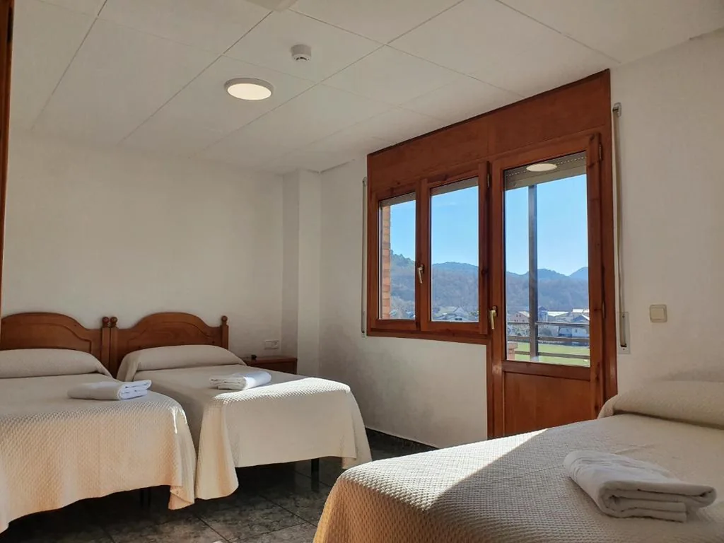Habitación Triple — Hostal Apolo XI