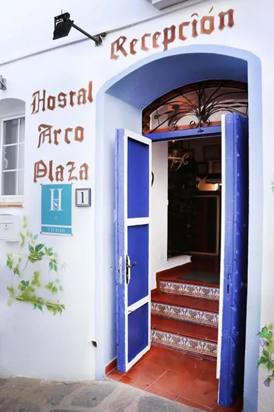 Hostal Arco Plaza — foto 12