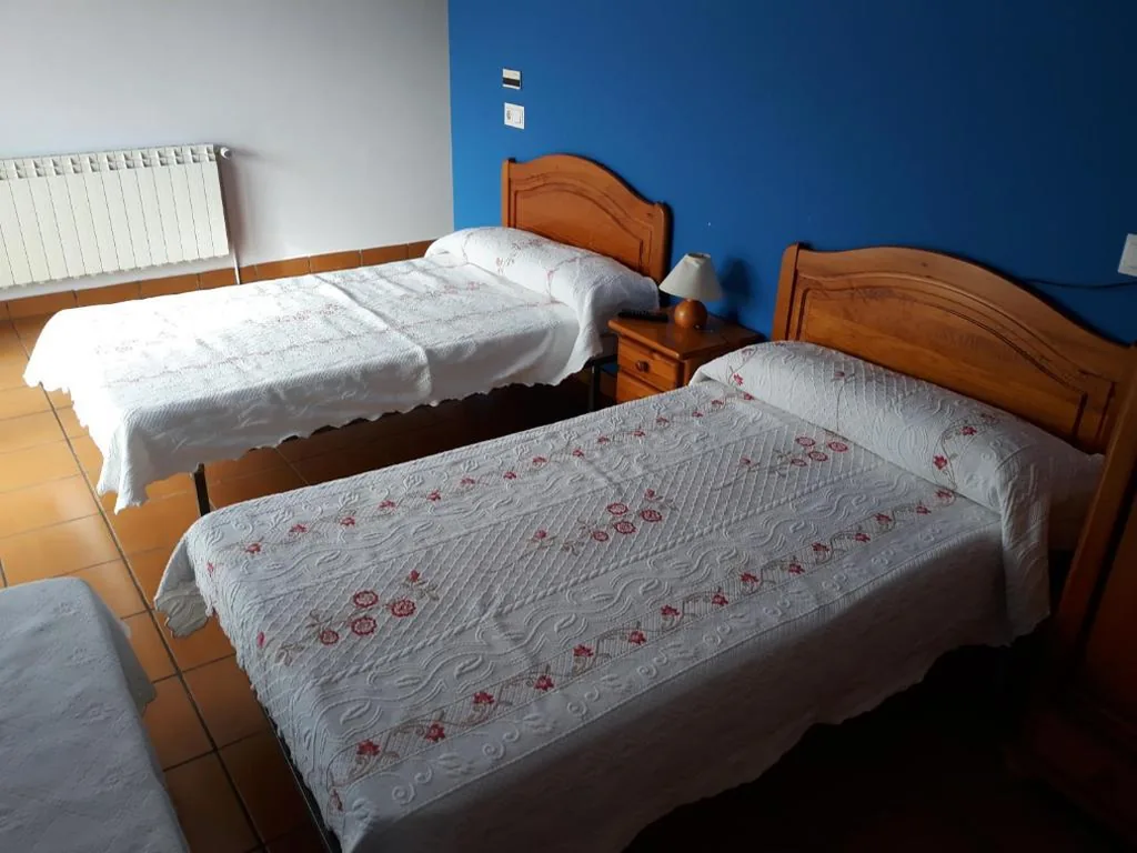Double Room - 2 Beds — Hostal Ardoi