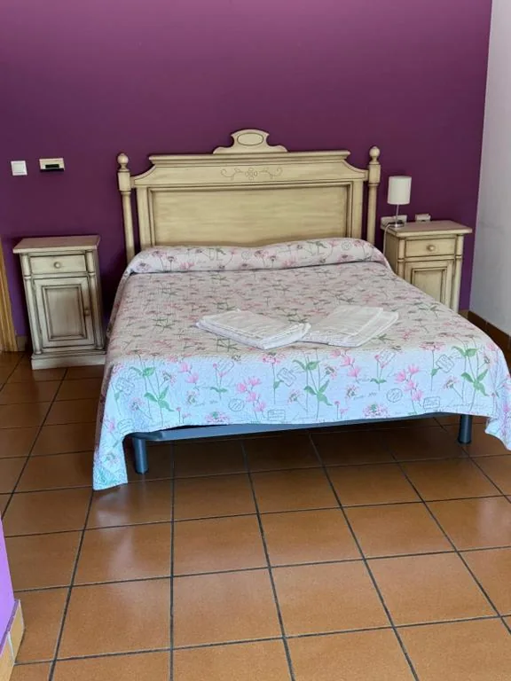 Double Room — Hostal Ardoi