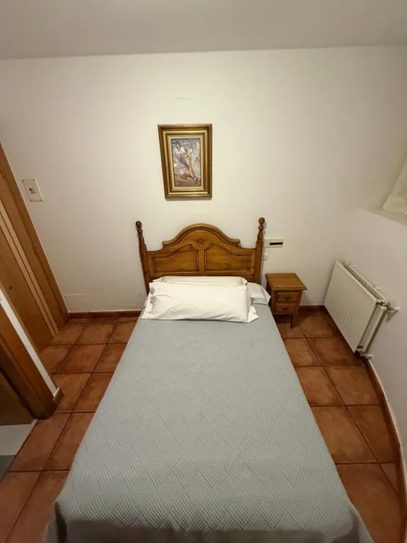 Doppelzimmer – 1 oder 2 Betten — Hostal Arévacos