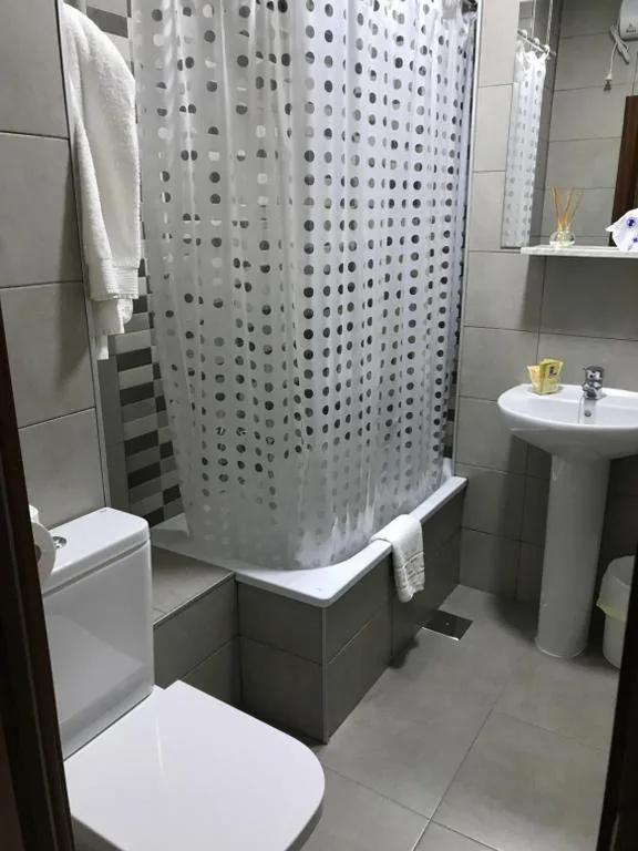 トリプルルーム — Hostal Argentina EN CACERES