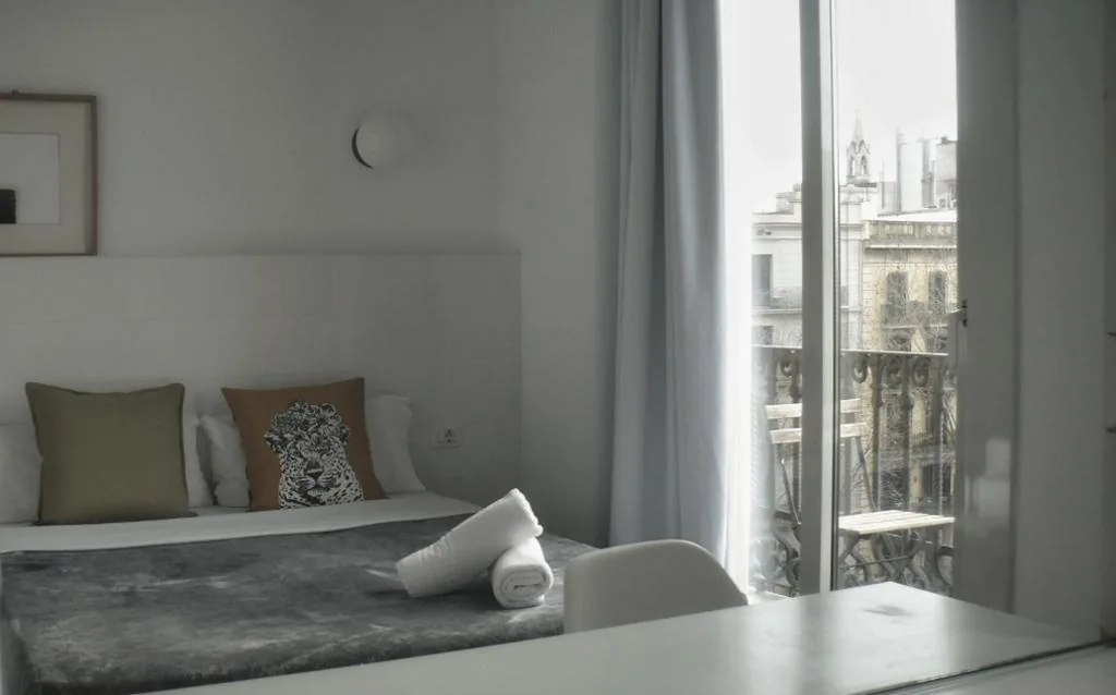 Familienzimmer mit Balkon — Hostal Argo