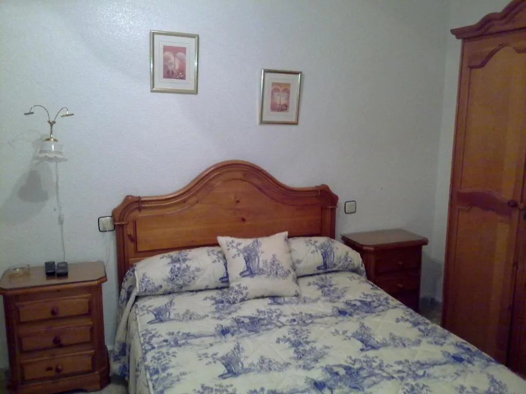 Quarto Duplo com casa de banho privativa — Hostal Asensio Nijar