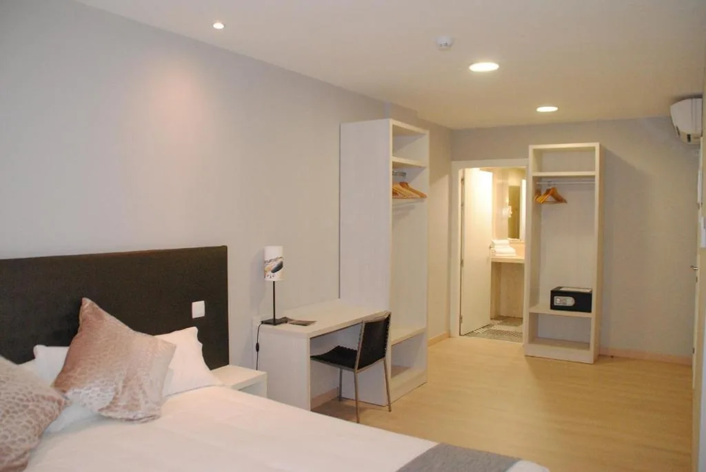 Hostal Aslyp 114