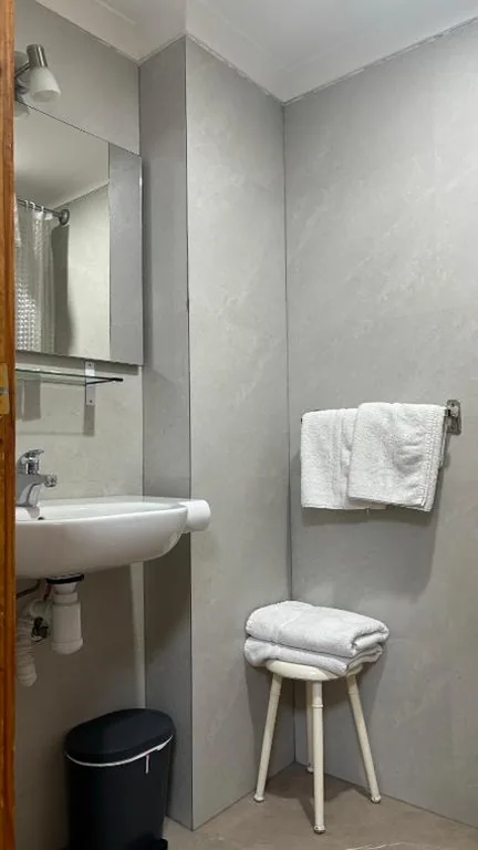 Chambre Double Économique — Hostal Atienzar