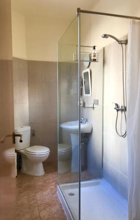 Habitación Doble Deluxe - 1 o 2 camas — Hostal Atlanta