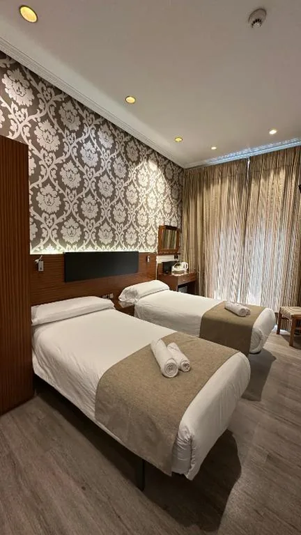 Hostal Atocha Almudena Martín