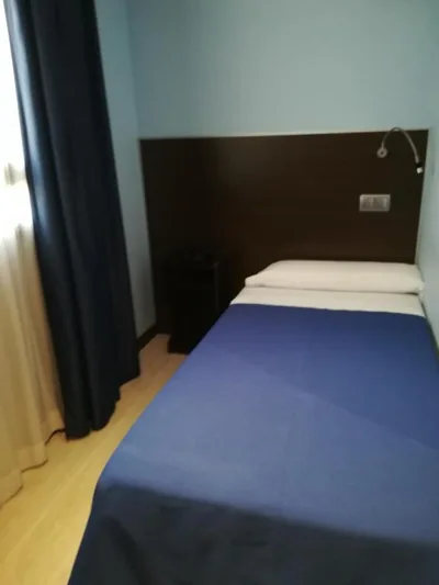 Hostal Avenida Barajas — foto 9
