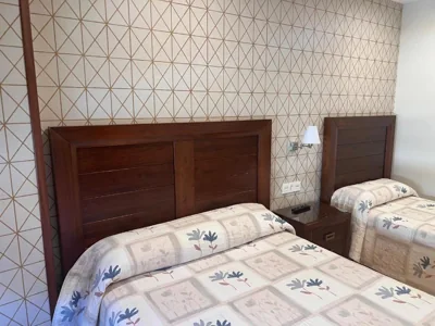 Hostal Avenida — foto 2