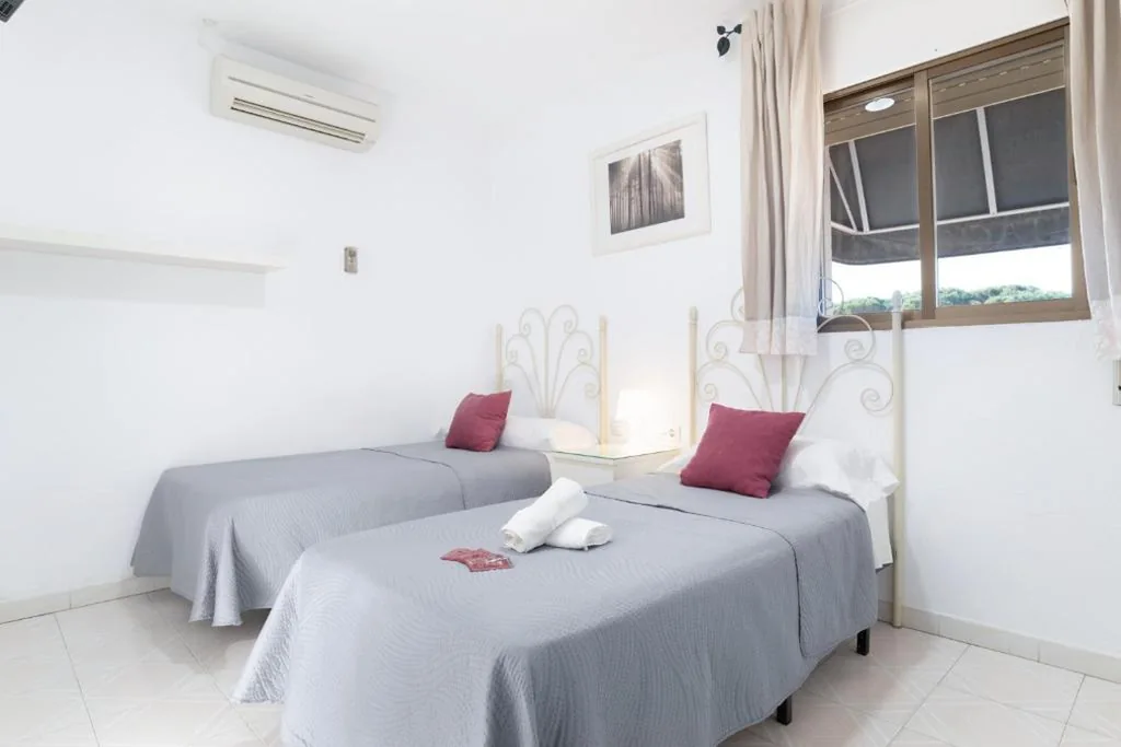 Quarto Duplo Superior — Hostal Avenida