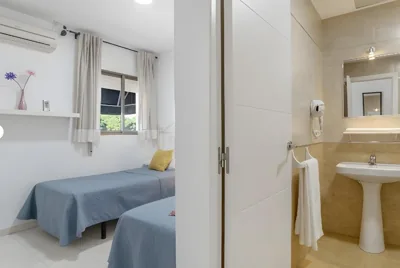 Hostal Avenida — foto 2
