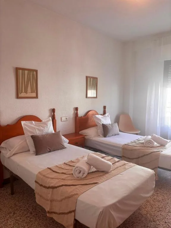 Quarto Familiar — Hostal Avenida Pozo Alcón