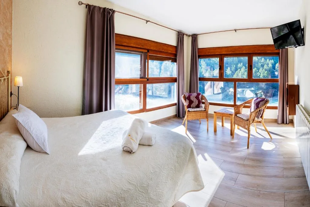 套房 — Hostal Avenjúcar