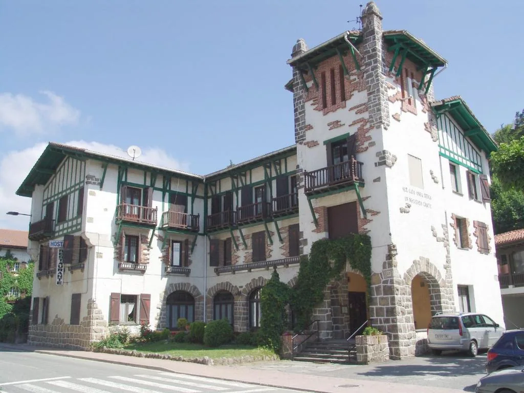 Casa — Hostal Ayestaran II